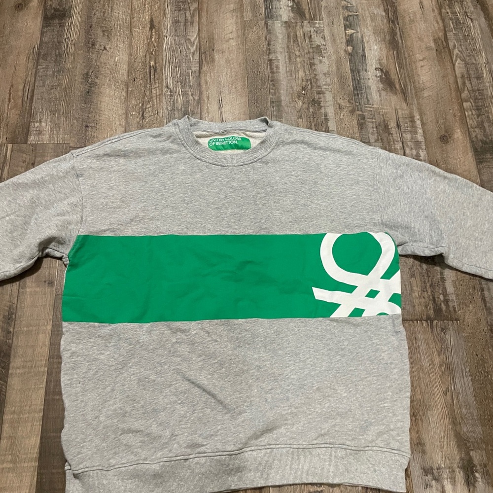 Green and Gray Men's sweatshirt
